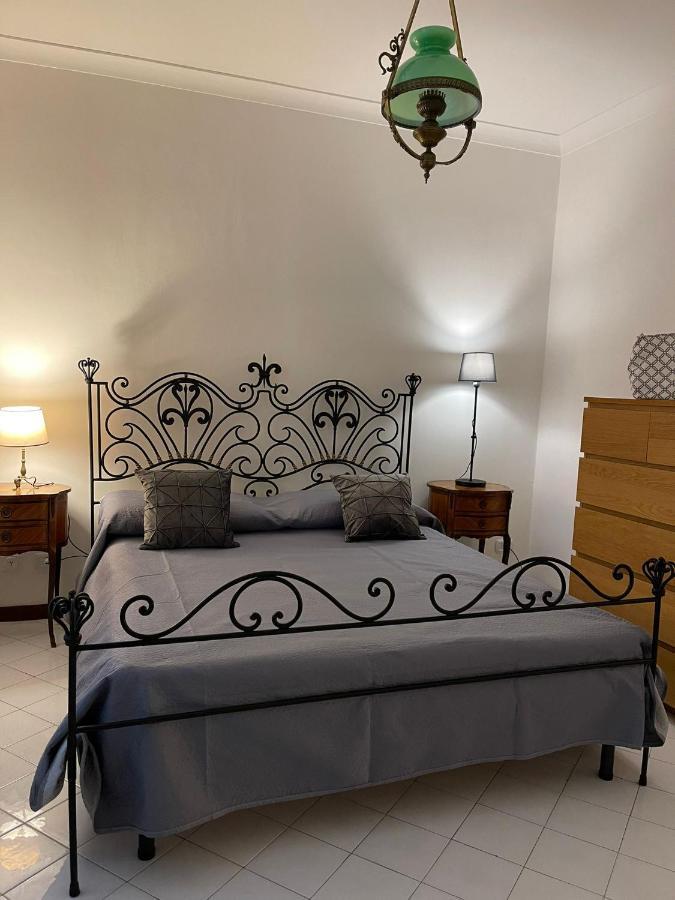 Anticaglia 13 * Napels